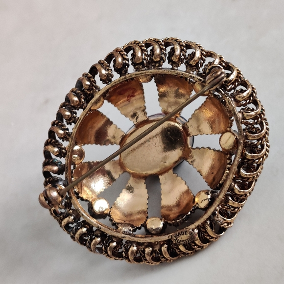 Vintage 60s Signed Austria Filigree Brooch - Picture 7 of 13